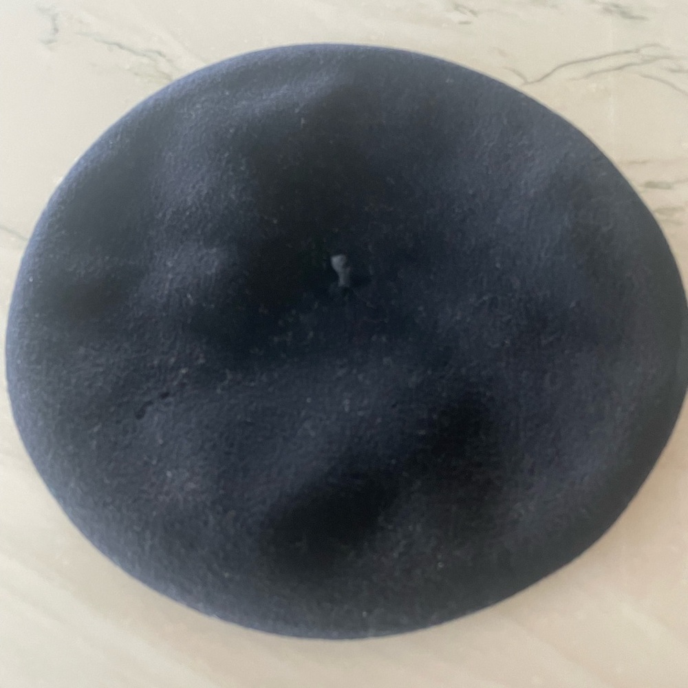 Women's ANDORRA Vintage Made In France Beret-Black